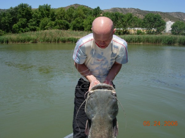 Hiszpania. Rzeka Segre, 2006 rok.